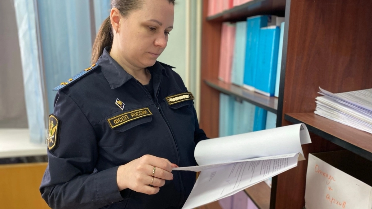 Приставы Коми вернули в бюджет 437 тысяч рублей, полученные пенсионеркой обманным путем