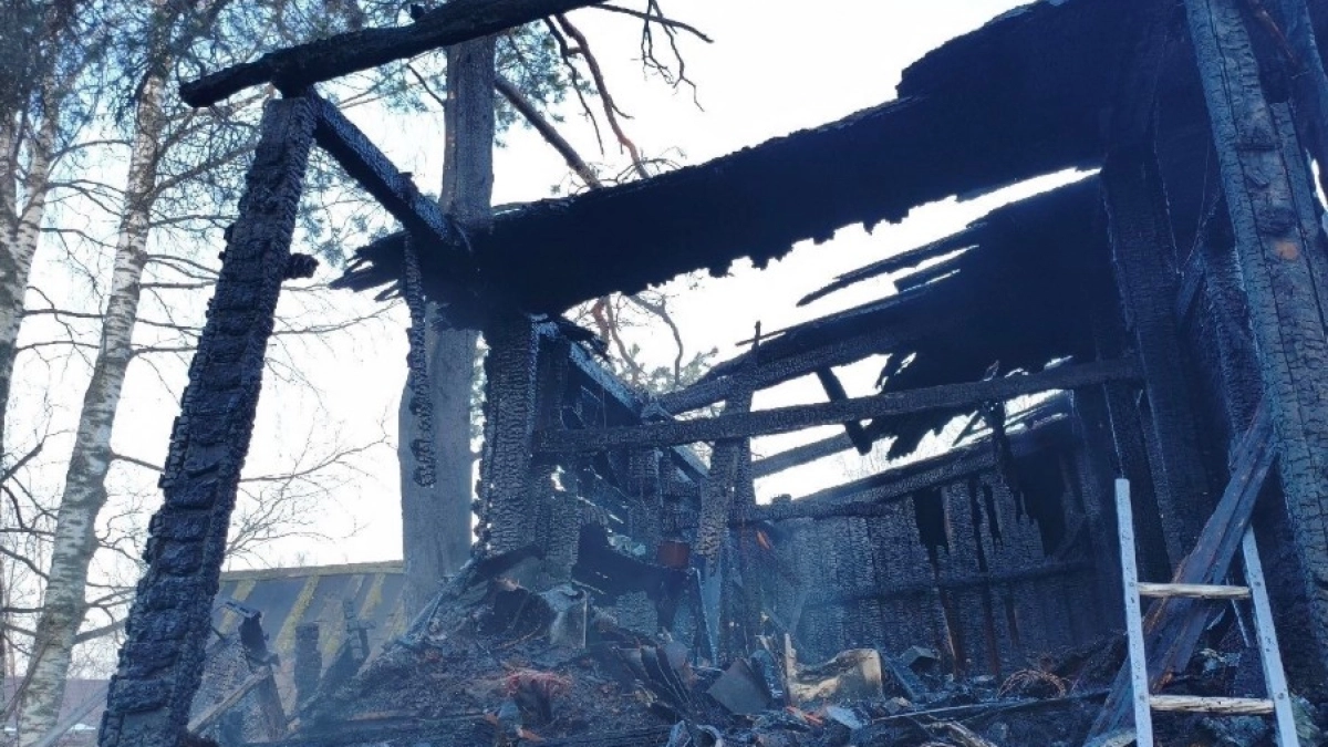 В Сыктывкаре из-за неосторожного обращения с огнем произошли два пожара