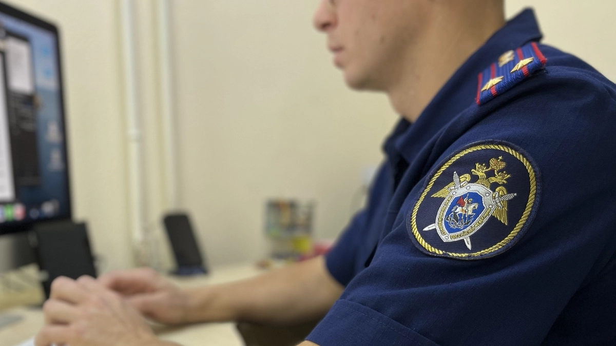 В Коми двух подростков уличили в вымогательстве денег у школьника