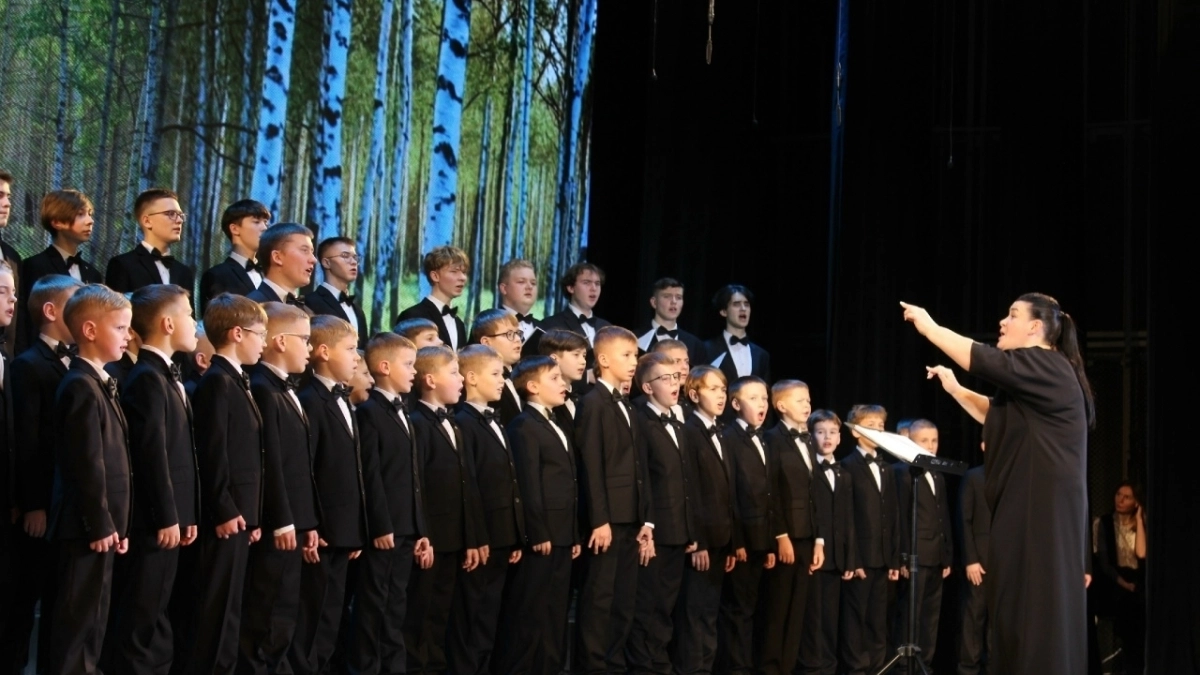 Сводный хор из Сыктывкара покорил жюри «Голосов России» в Санкт-Петербурге