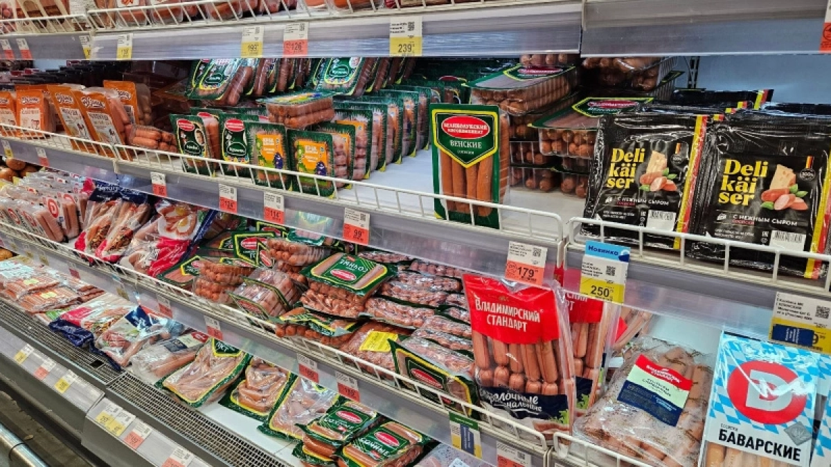 Сосиски и сардельки, которые можно брать пачками: Роскачество назвало лучшие марки с чистым составом