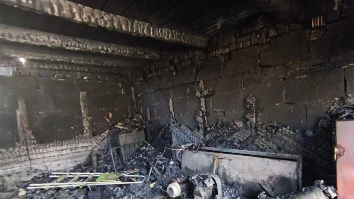 В Сыктывкаре из-за неисправной проводки сгорел гараж