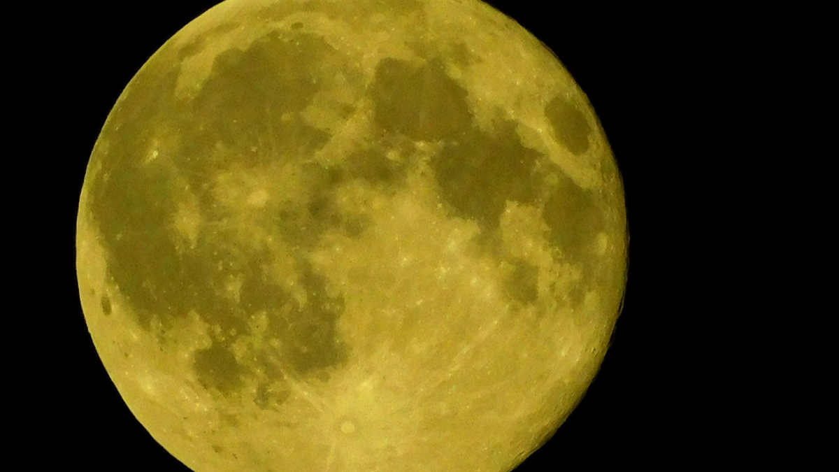 Стрельцам нужно избегать многозадачности, а Овнам избегать резких высказываний: гороскоп на 13 апреля