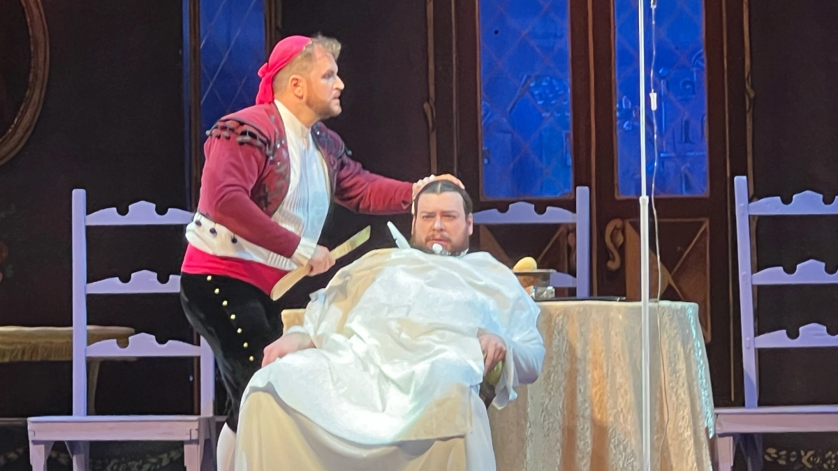 «Севильский цирюльник» открыл фестиваль «Сыктывкарская весна» в театре оперы и балета