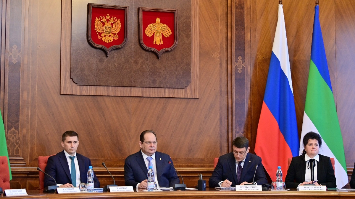 Глава Республики Коми дал распоряжение обеспечить приведение в надлежащее состояние всех воинских мемориалов ко Дню Победы