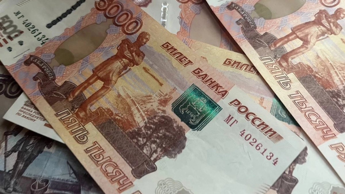 За фиктивную службу — штраф 200 тысяч: житель Коми незаконно получил 1,4 миллиона рублей пенсии