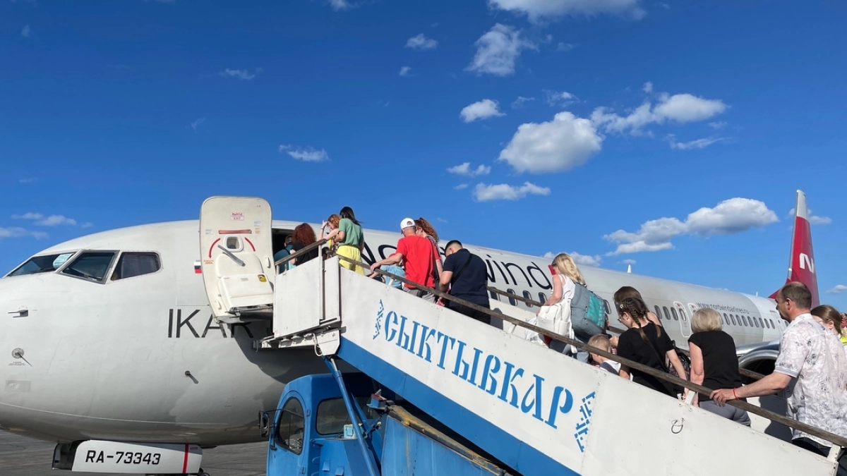 Ехать в отпуск с чемоданами теперь не модно: ушлые туристы придумали, как взять побольше вещей, но не платить за багаж