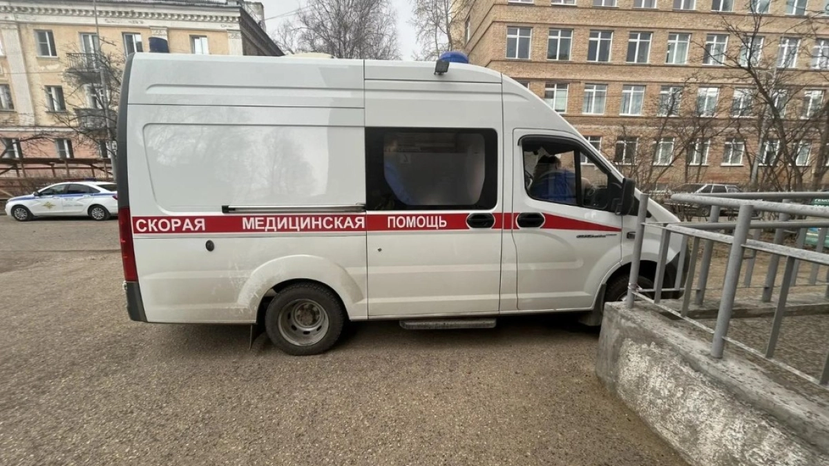 В Коми машина "скорой" сбила пешехода