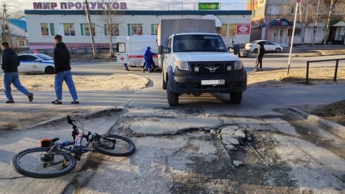 В Коми под колеса машины попал ребенок на велосипеде 