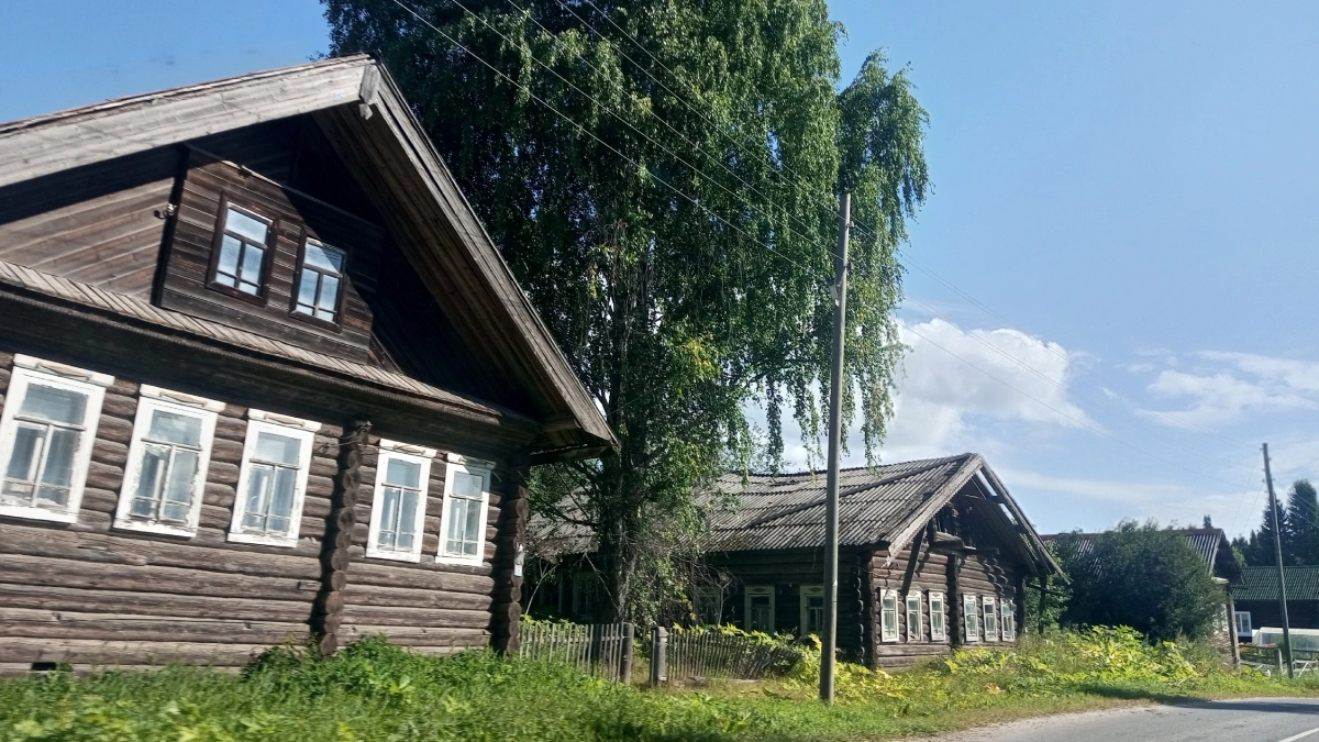 Почему в советских деревнях никогда не ставили кровать ногами к окну: старики знали одну умную вещь