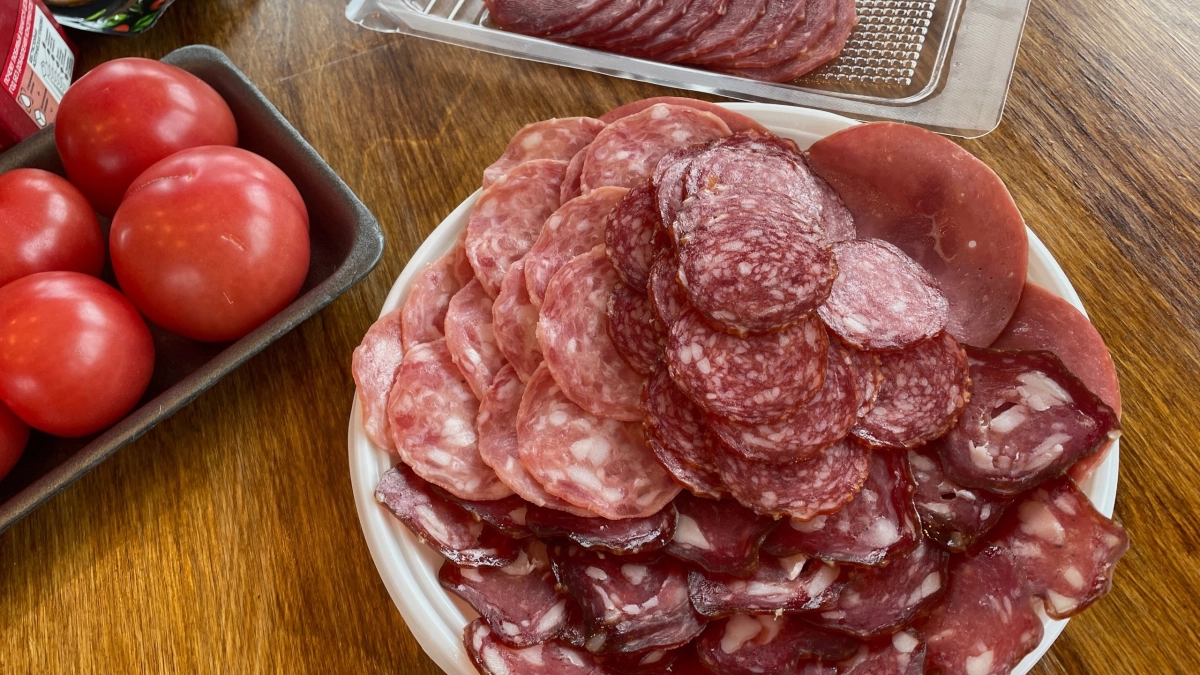 Жителям Коми рассказали, почему вакуумная упаковка продуктов может быть опасной и как избежать риска ботулизма