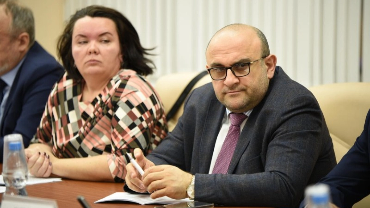 Дело экс-министра здравоохранения Коми Ваграма Даллакяна вернут в суд