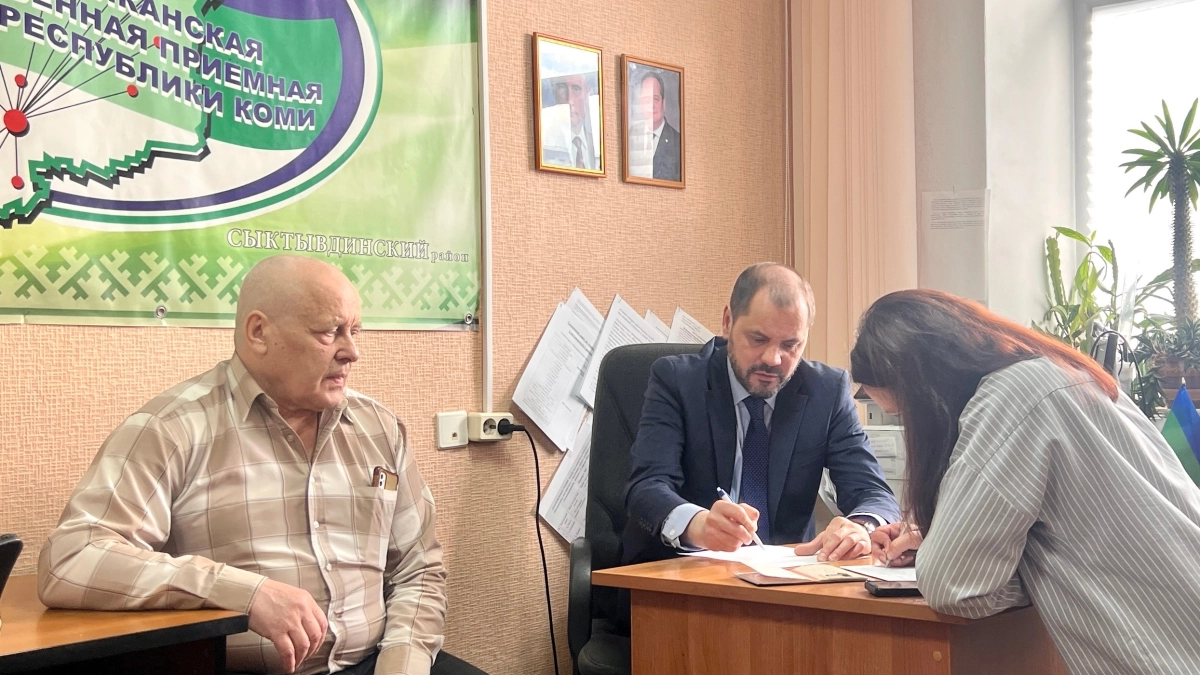 Министр природы Коми пообщался с жителями региона по поводу карьеров, борщевика и добычи песка