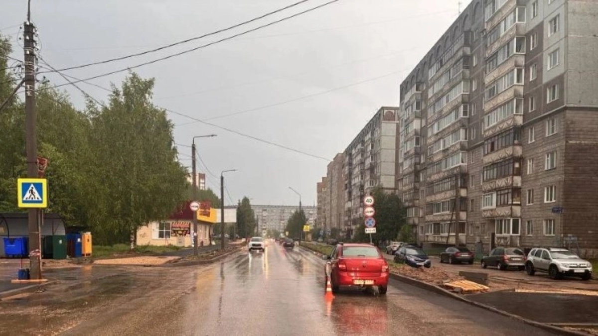 В Сыктывкаре под колеса авто попал пешеход