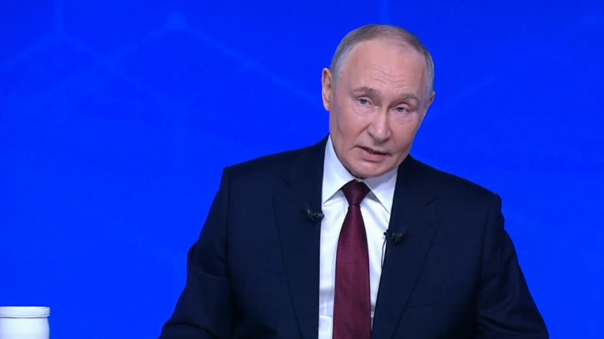 Владимир Путин напомнил о полученном в студенчестве четвертом разряде плотника в Коми АССР