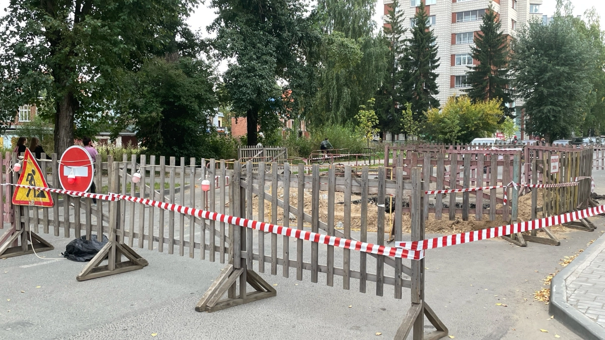 Мэр Сыктывкара призвал коммунальщиков навести порядок после раскопок и предупредил о штрафах