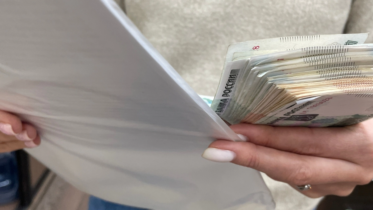 В Коми бухгалтер интерната украла 5,5 миллиона рублей через завышенные зарплаты 