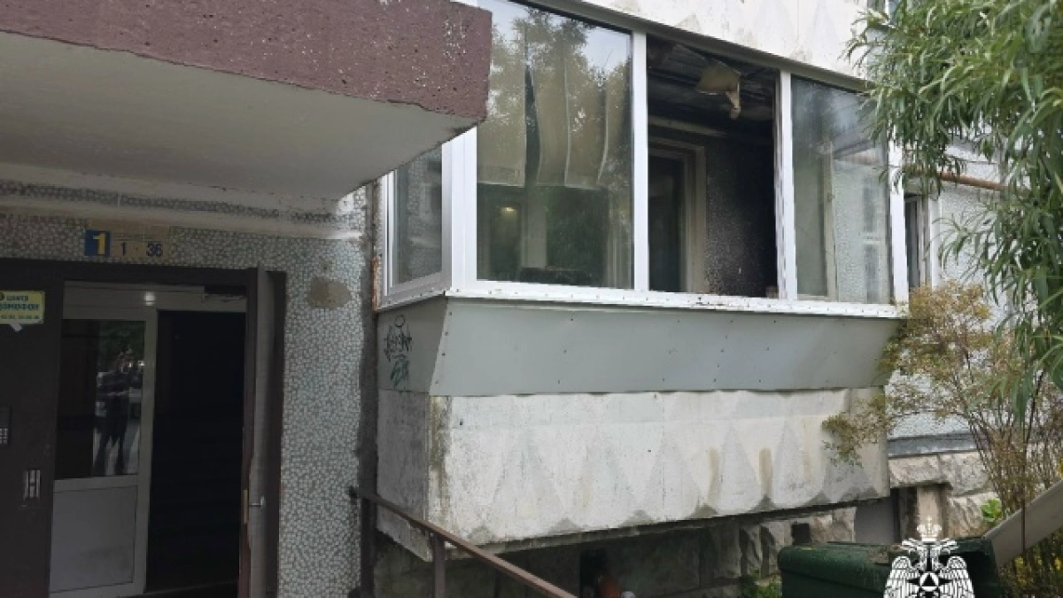 В Сыктывкаре ликвидировали пожар из-за неосторожного курения