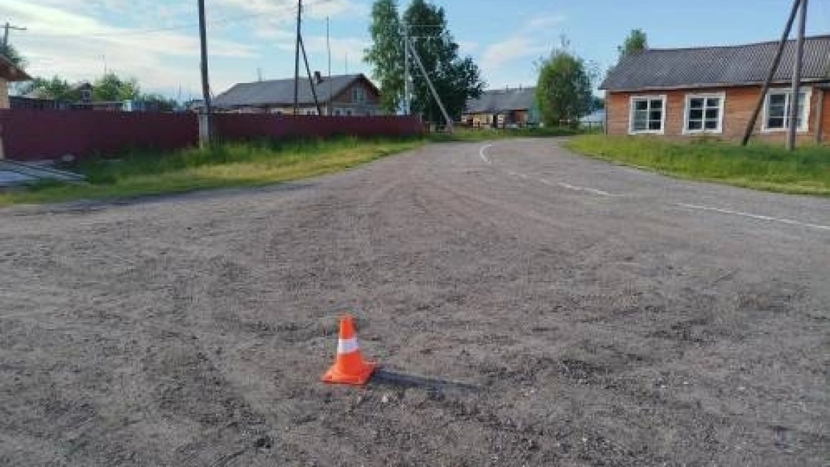 В Коми водитель квадроцикла перевернулся на проезжей части
