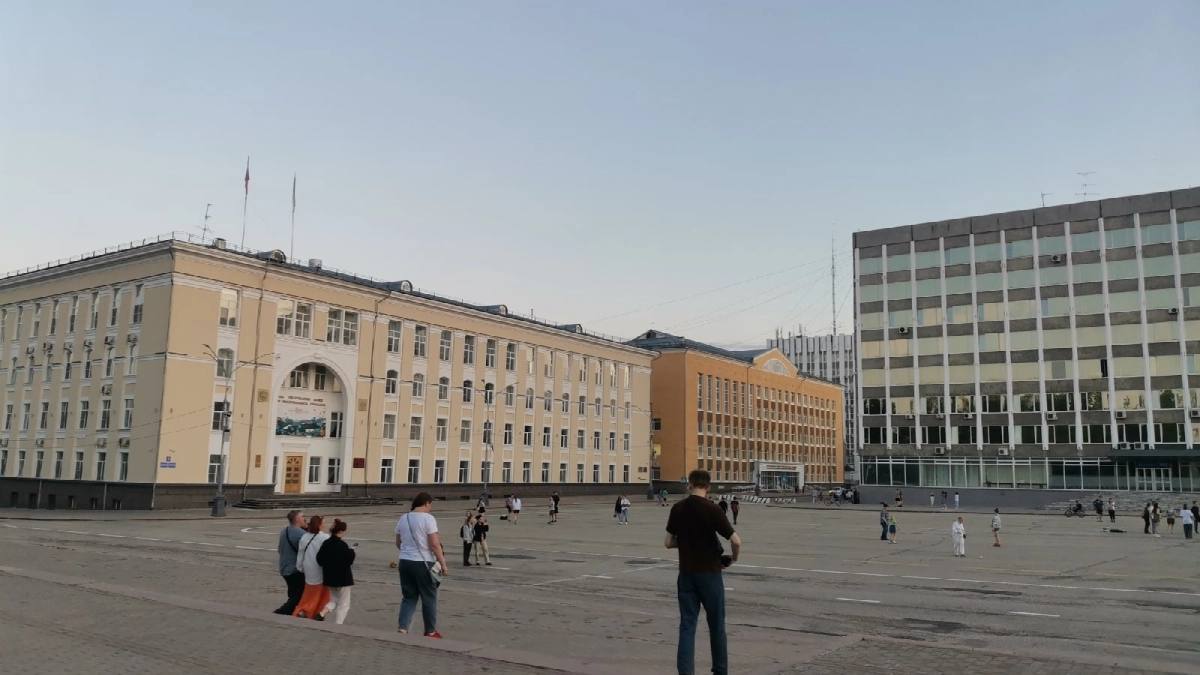 Госслужащие, полицейские и учителя: сыктывкарцы назвали самые нежелательные профессии для своих детей 