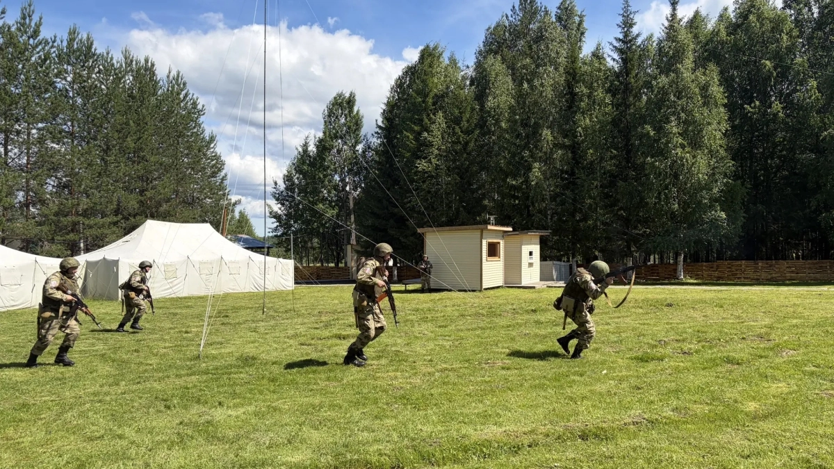 Росгвардия успешно завершила масштабные военные сборы в Сыктывкаре