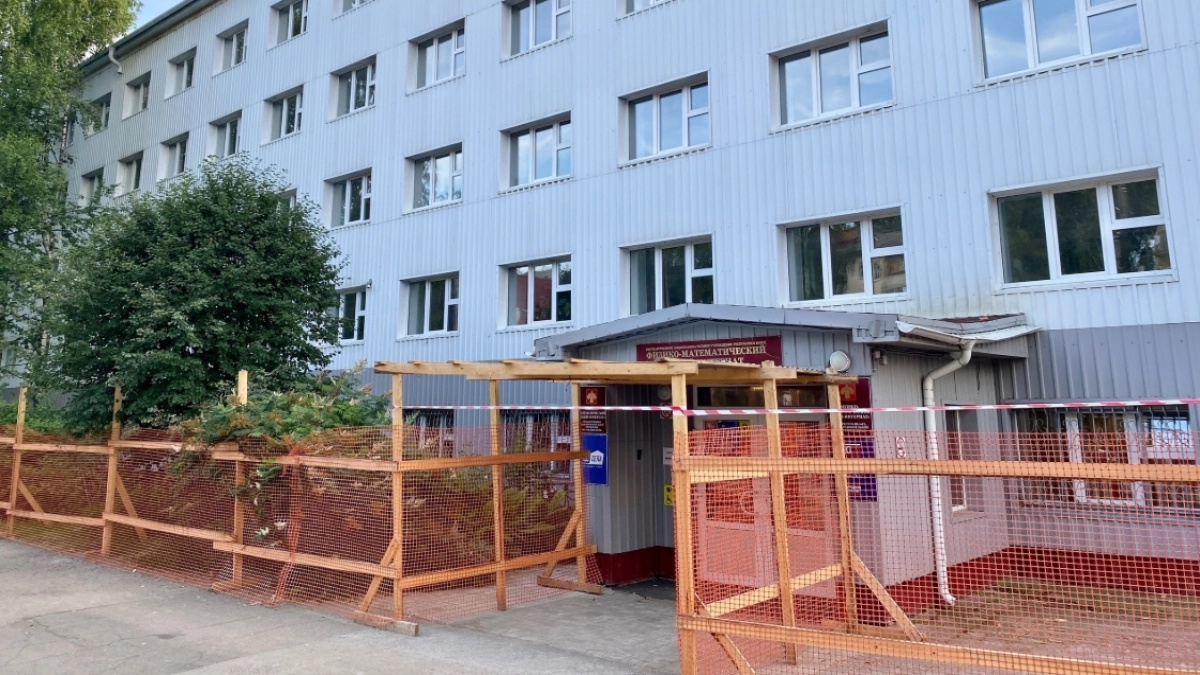 Готовность 30%: как обновляют Физико-математический лицей-интернат в Сыктывкаре