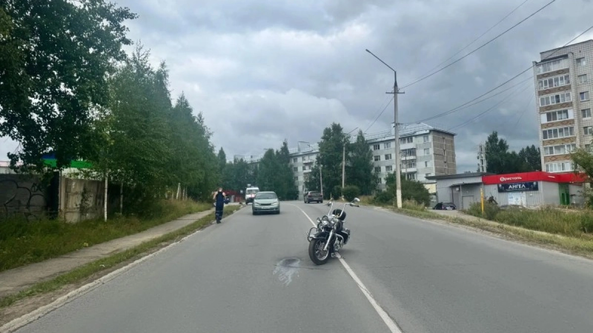 В Коми мотоциклист на Harley-Davidson пострадал в аварии с Kia Cerato