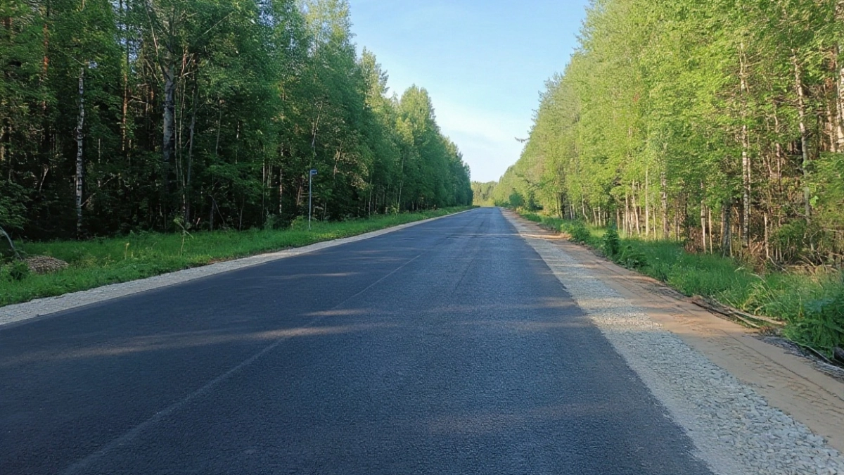  В Коми завершается ремонт подъездной дороги к посёлку Мещура