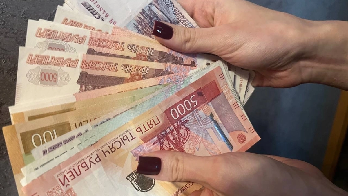 В Сыктывкаре две девушки потеряли деньги при аренде жилья через интернет