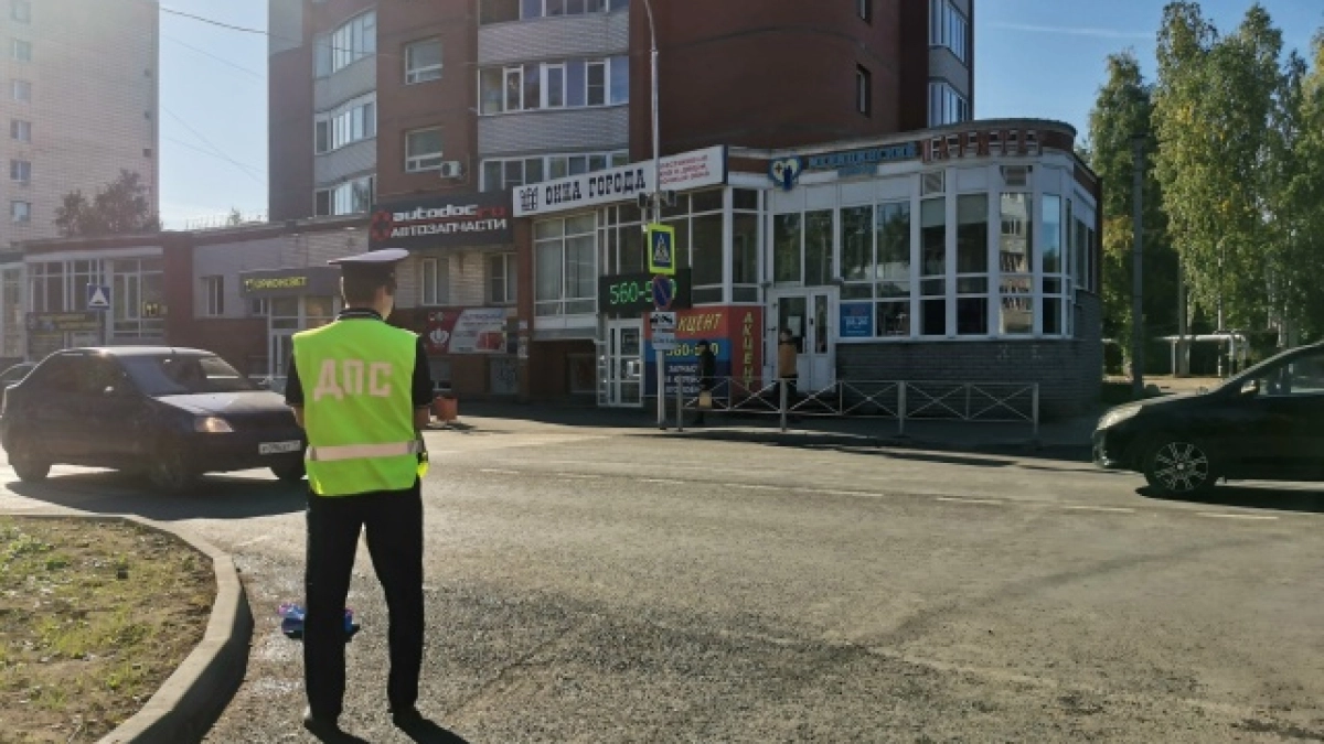 В Сыктывкаре задержали водителя питбайка, уходившего от погони в зарослях борщевика