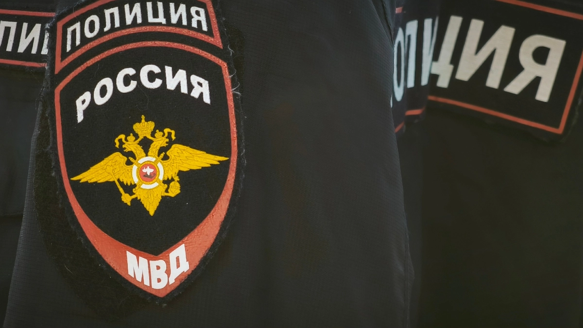 Жительница Коми повредила ножом все четыре колеса автомобиля знакомого из-за давней обиды