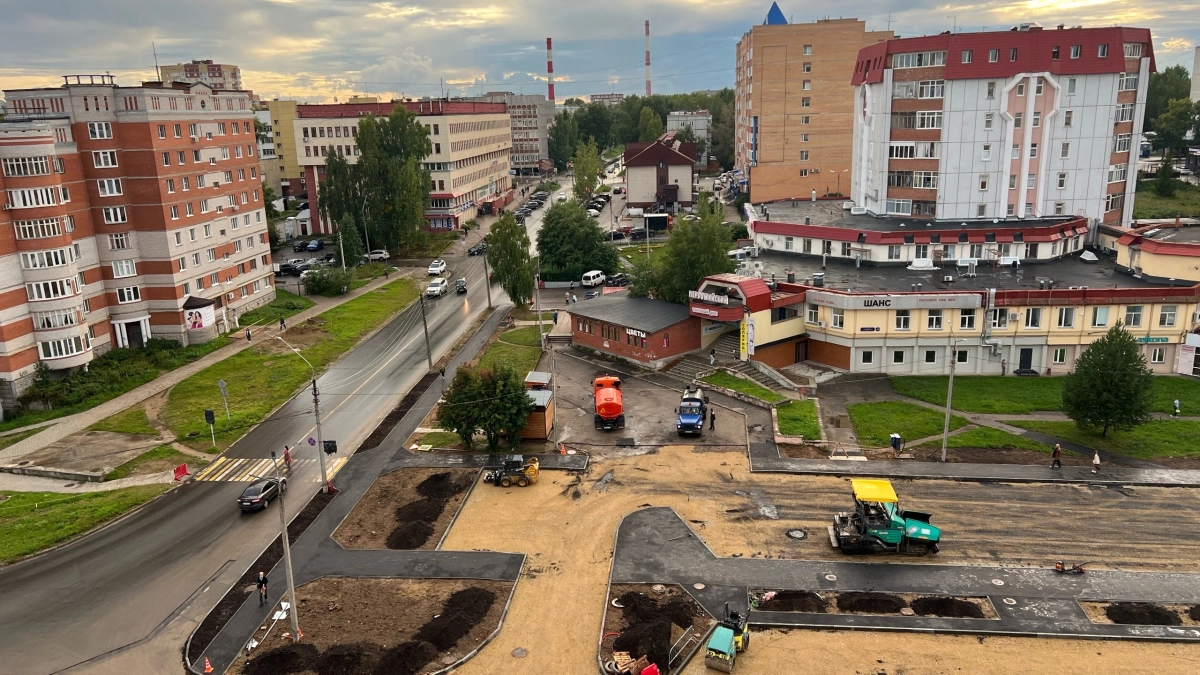 Новый тротуар появился на улице Первомайской в Сыктывкаре в рамках подготовки к 250-летию города