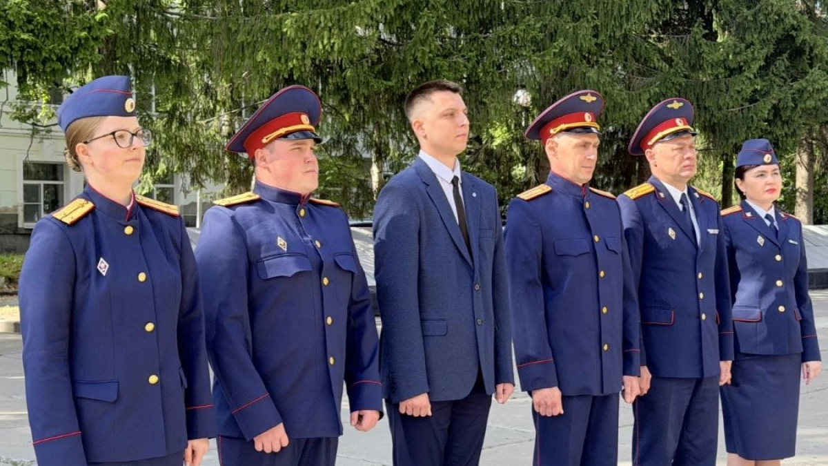 В Сыктывкаре четверо следователей приняли присягу