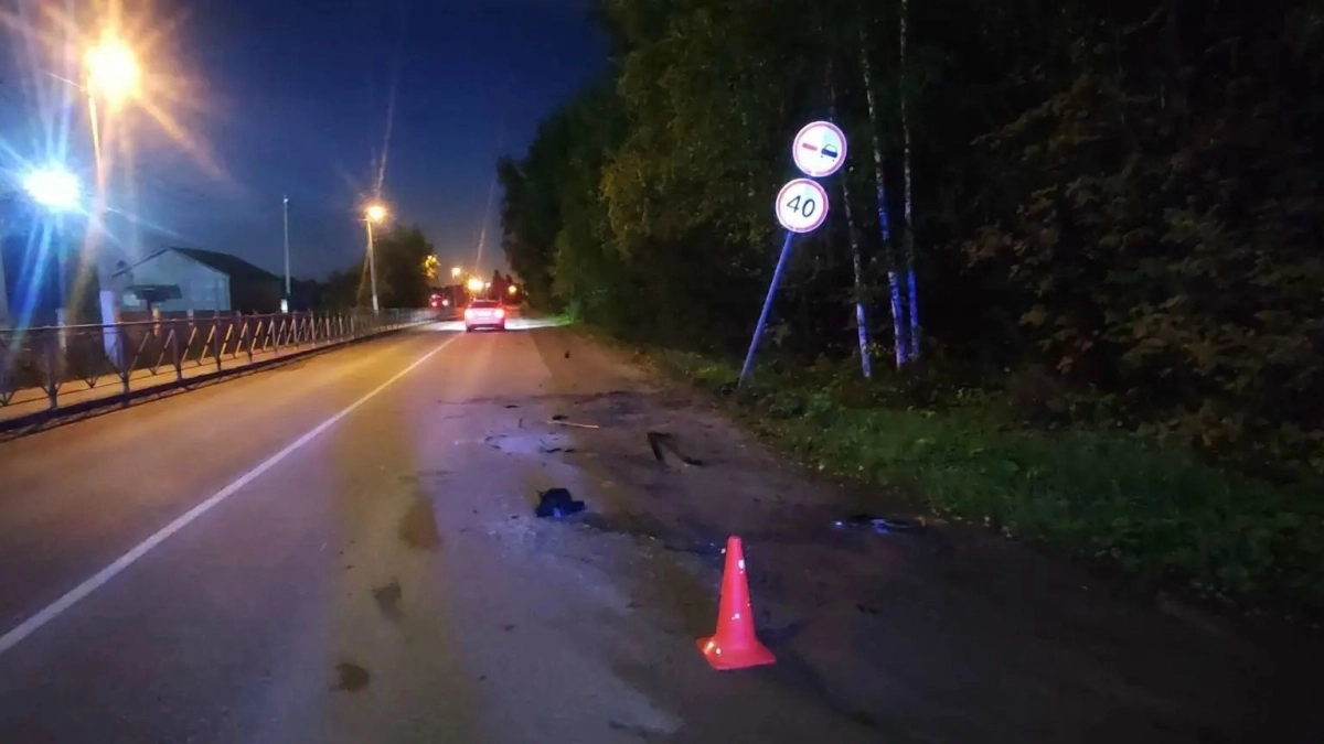 В Коми внедорожник опрокинулся в кювет, покалечив троих
