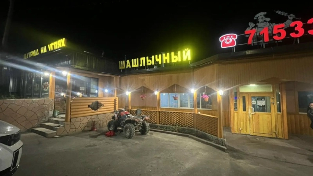 В Коми квадроцикл с детьми врезался в дом