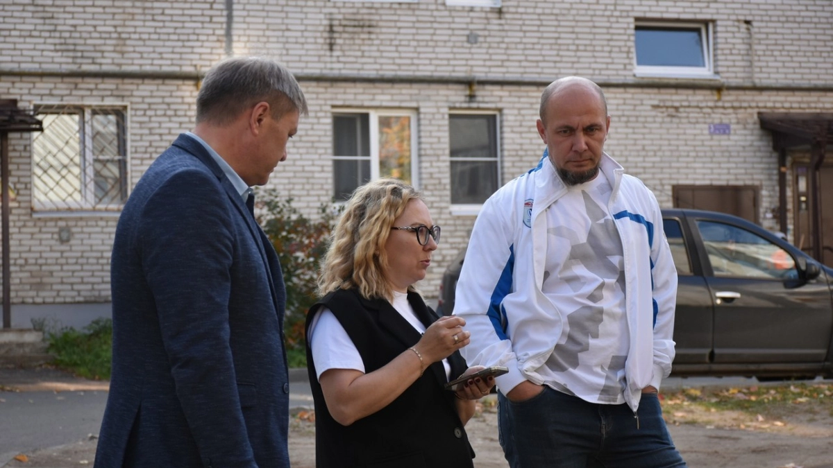 Глава Сыктывкара поручил проводить планерки в микрорайонах Эжвы каждые две недели