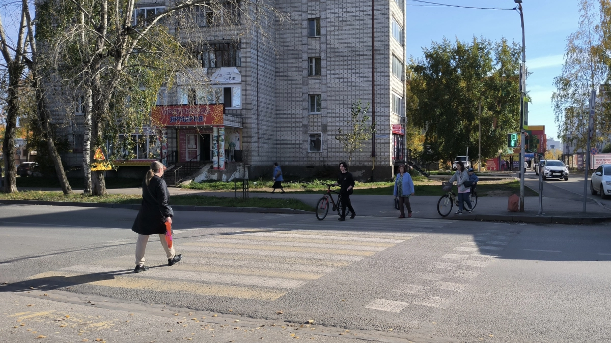 В Сыктывкаре появился еще один вызывной светофор 