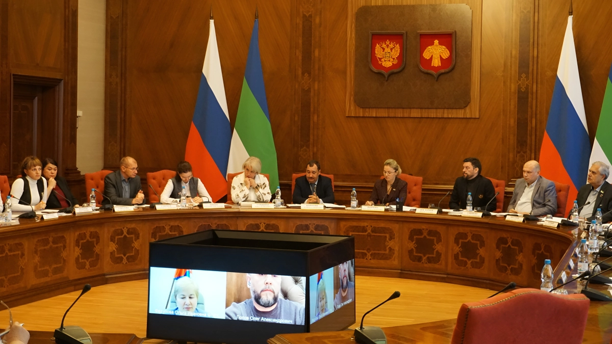 В Коми работодателям представили «Золотой стандарт» корпоративной поддержки семей