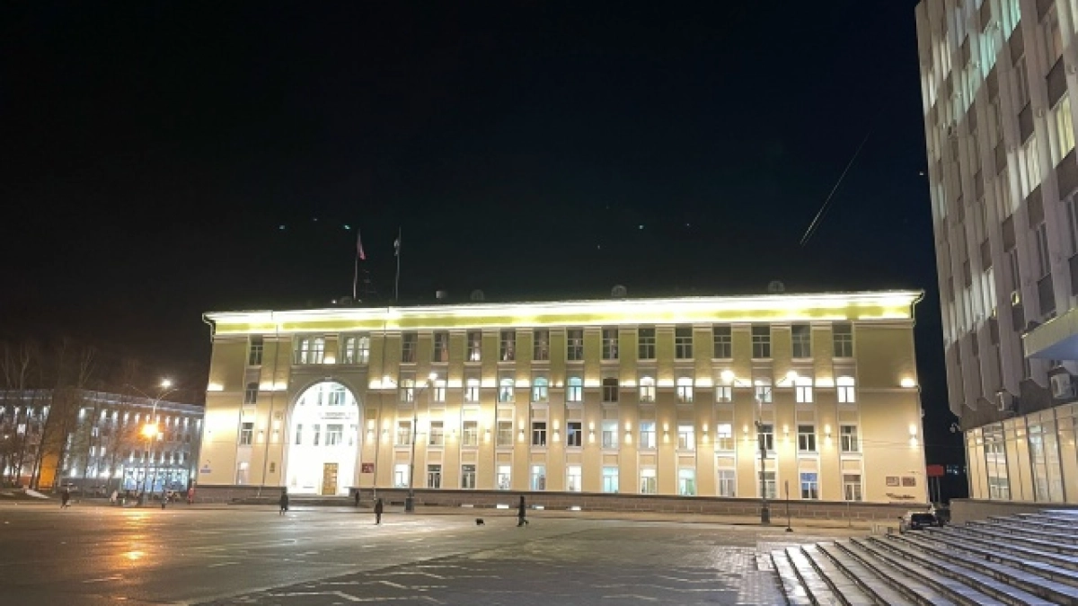 В Сыктывкаре нашли подрядчика для ремонта крыши администрации главы Коми