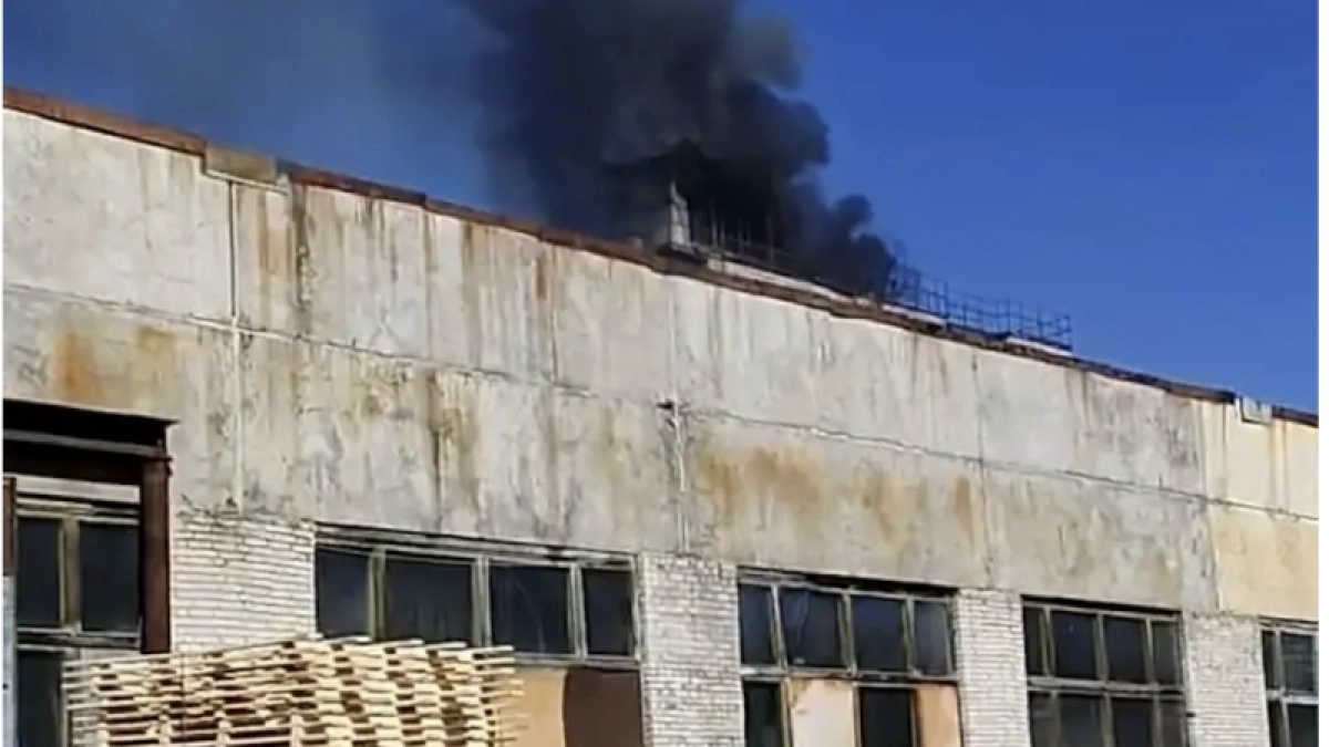 В Коми восстанавливают Княжпогостский завод ДВП после пожара в цеху подготовки щепы
