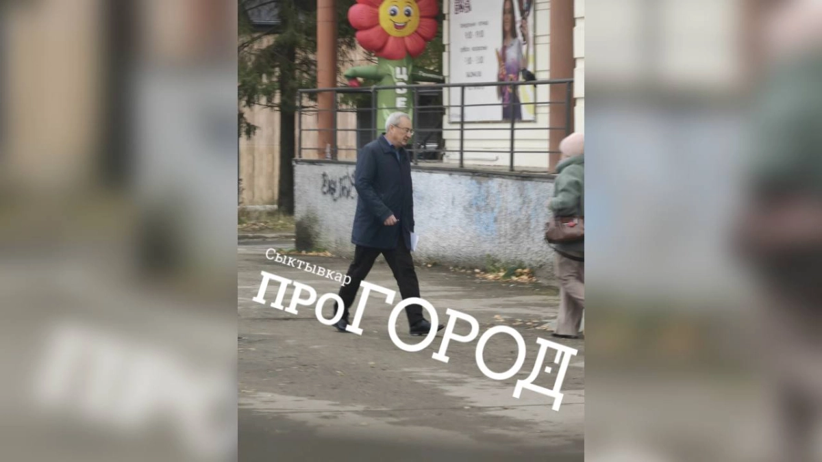 Бывшего главу Коми Вячеслава Гайзера заметили на улицах Сыктывкара