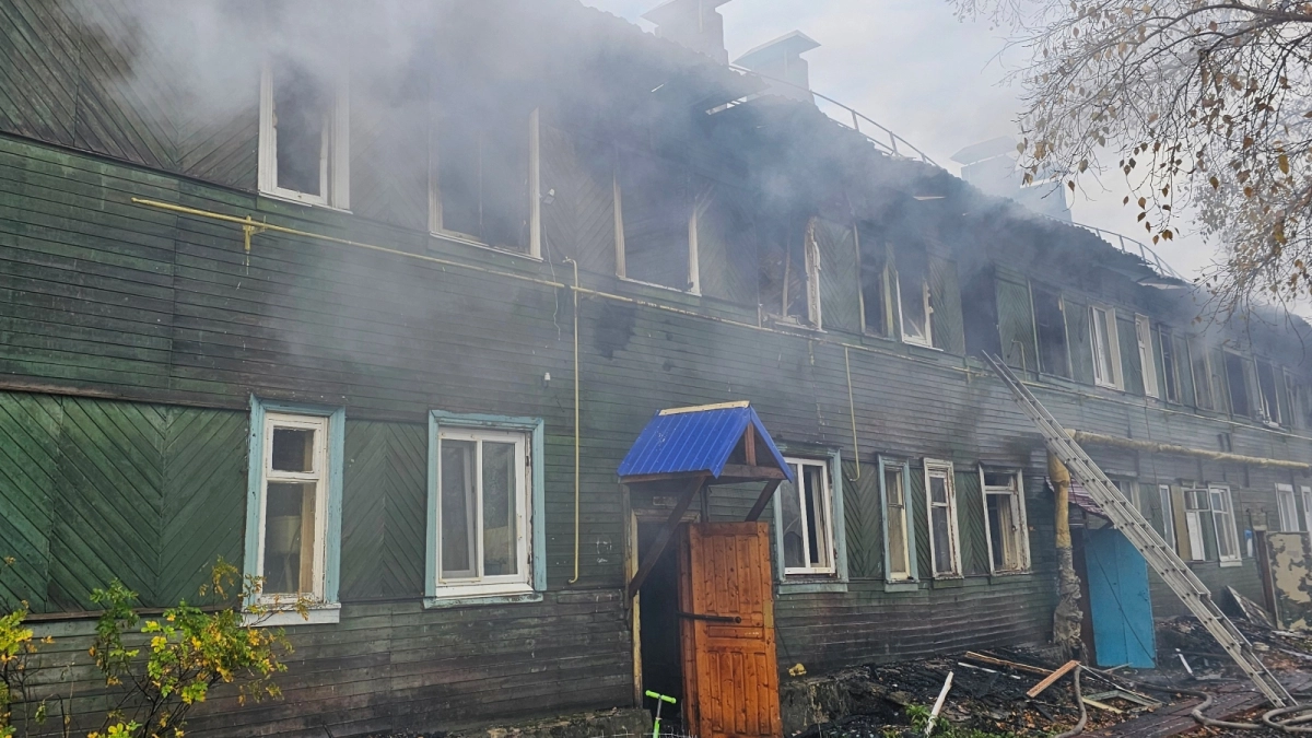 Следственный комитет возбудил дело после гибели мужчины на пожаре в Коми