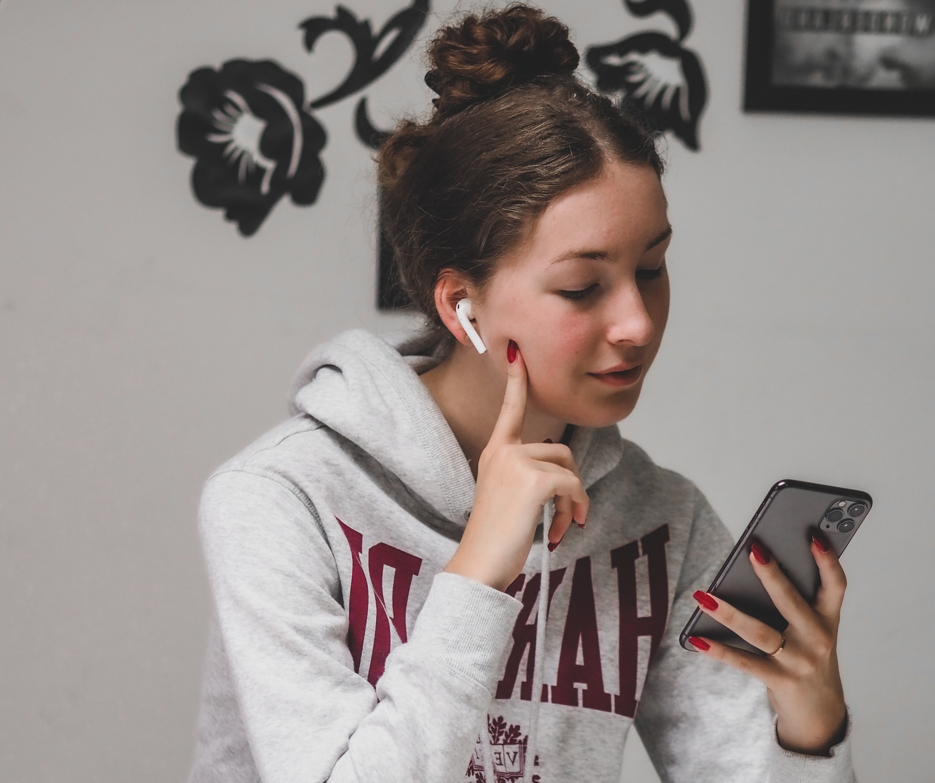 В Коми TikTok стал второй по популярности соцсетью