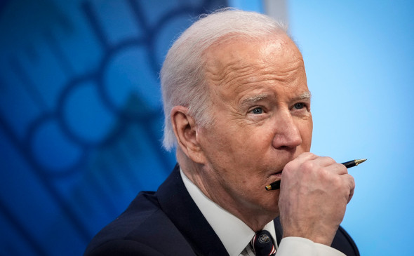 Байден пообещал призвать Россию к ответу за операцию в Донбассе