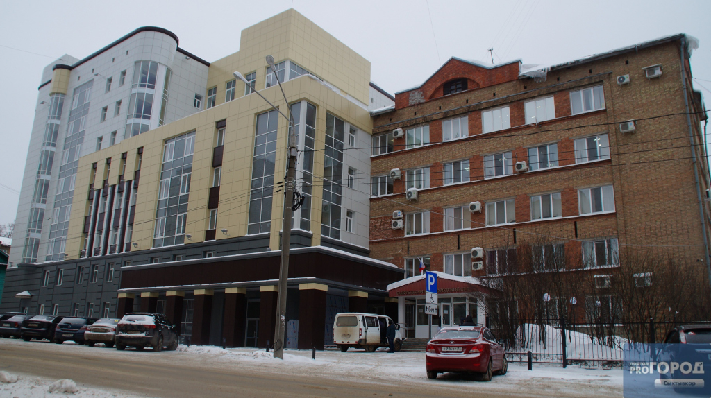 В Коми состоится суд над педофилом, который совращал падчерицу и ее подругу