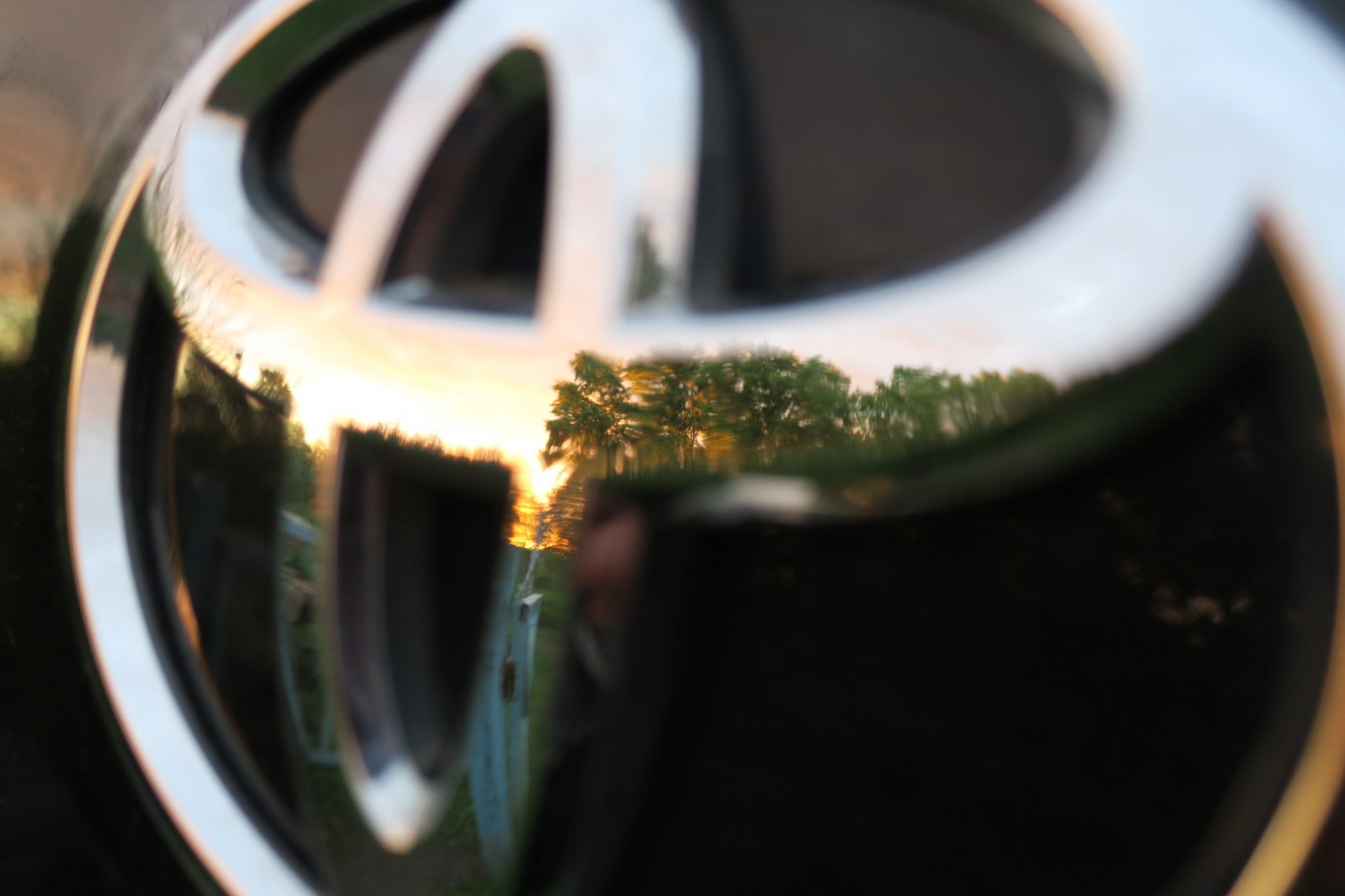 Коми лесопожарный центр отменил закупку эксклюзивного Toyota Land Cruiser