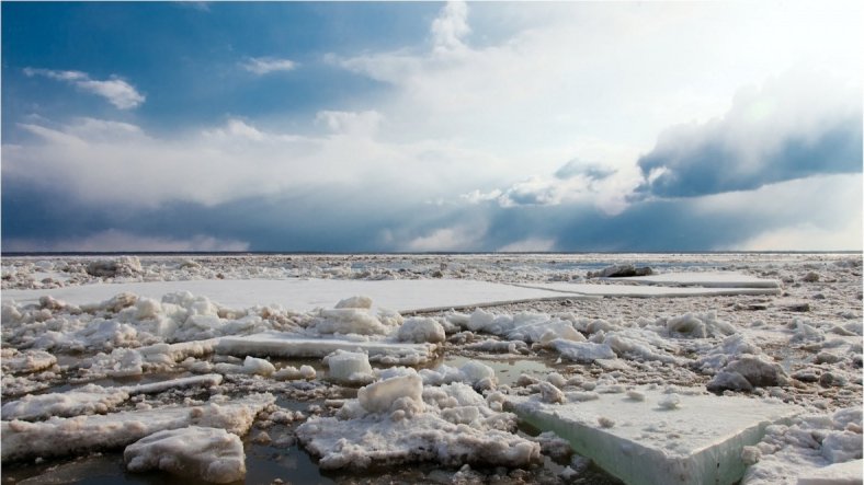 На реке Печора в Коми начался ледоход