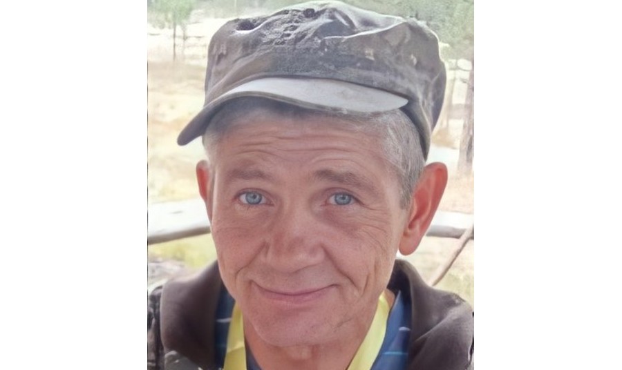 В Коми пропал седой 55-летний рыбак с голубыми глазами