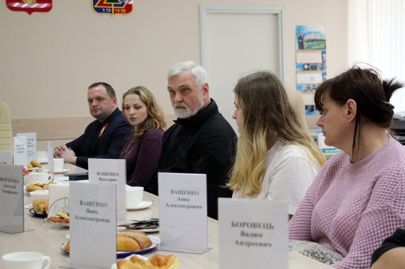 Глава Коми встретился с беженцами из ЛНР и ДНР