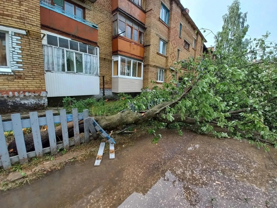 На один из городов Коми обрушился огромный град